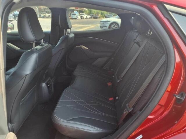 Красный Форд Мустанг, объемом двигателя 0 л и пробегом 11 тыс. км за 23000 $, фото 14 на Automoto.ua