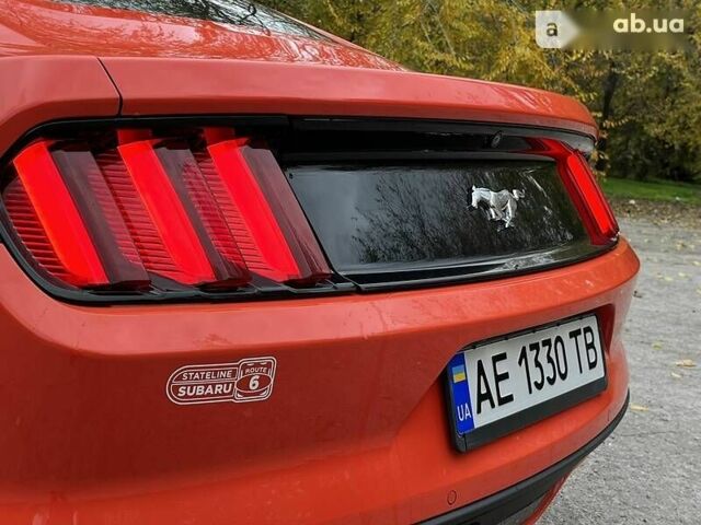 Форд Мустанг, объемом двигателя 2.3 л и пробегом 105 тыс. км за 17500 $, фото 15 на Automoto.ua