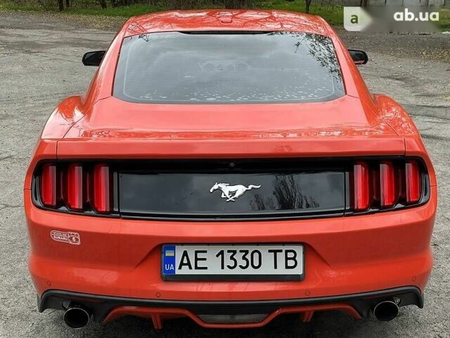 Форд Мустанг, объемом двигателя 2.3 л и пробегом 105 тыс. км за 17500 $, фото 12 на Automoto.ua
