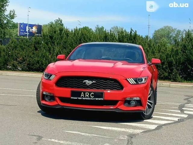 Форд Мустанг, объемом двигателя 2.3 л и пробегом 128 тыс. км за 18900 $, фото 4 на Automoto.ua