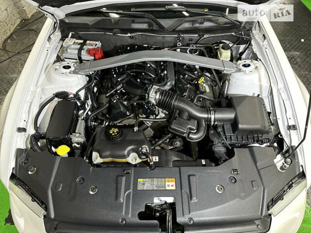 Форд Мустанг, объемом двигателя 3.7 л и пробегом 63 тыс. км за 16500 $, фото 40 на Automoto.ua