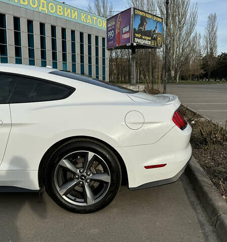 Форд Мустанг, об'ємом двигуна 2.3 л та пробігом 132 тис. км за 17500 $, фото 5 на Automoto.ua