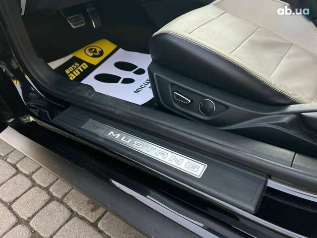 Форд Мустанг, объемом двигателя 2.3 л и пробегом 135 тыс. км за 15800 $, фото 12 на Automoto.ua