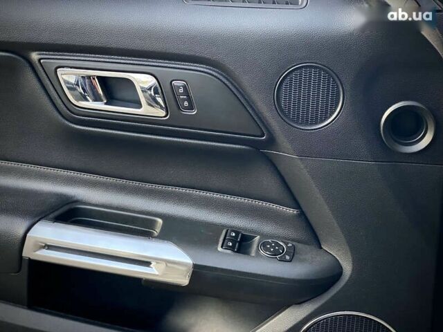 Форд Мустанг, объемом двигателя 2.3 л и пробегом 93 тыс. км за 19990 $, фото 10 на Automoto.ua