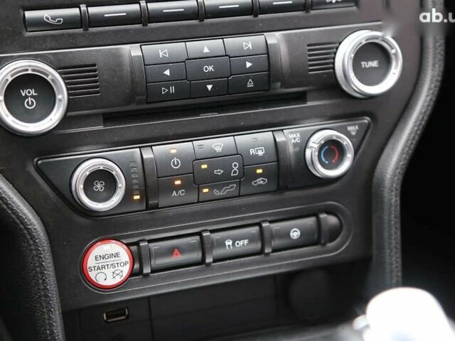 Форд Мустанг, объемом двигателя 5 л и пробегом 51 тыс. км за 25000 $, фото 17 на Automoto.ua