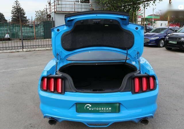 Форд Мустанг, объемом двигателя 5 л и пробегом 153 тыс. км за 28200 $, фото 9 на Automoto.ua