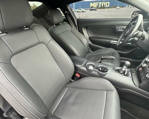 Форд Мустанг, объемом двигателя 2.25 л и пробегом 126 тыс. км за 16000 $, фото 6 на Automoto.ua