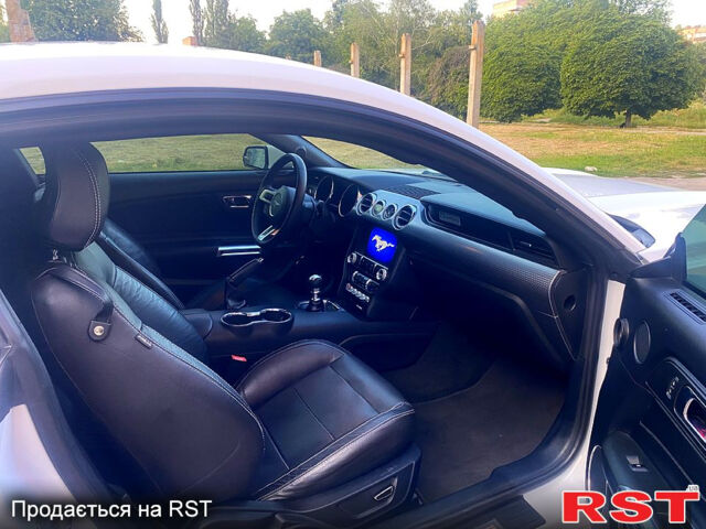 Форд Мустанг, объемом двигателя 2.3 л и пробегом 73 тыс. км за 13200 $, фото 11 на Automoto.ua