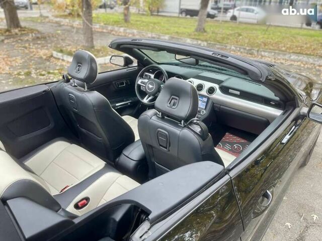 Форд Мустанг, объемом двигателя 2.3 л и пробегом 121 тыс. км за 17800 $, фото 21 на Automoto.ua