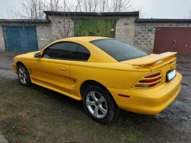 Жовтий Форд Мустанг, об'ємом двигуна 5 л та пробігом 110 тис. км за 5000 $, фото 4 на Automoto.ua