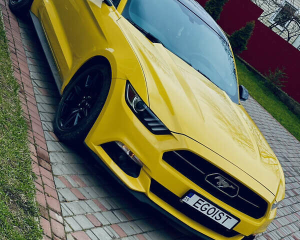 Желтый Форд Мустанг, объемом двигателя 2.26 л и пробегом 45 тыс. км за 21500 $, фото 12 на Automoto.ua