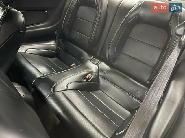 Желтый Форд Мустанг, объемом двигателя 2.26 л и пробегом 45 тыс. км за 21500 $, фото 15 на Automoto.ua