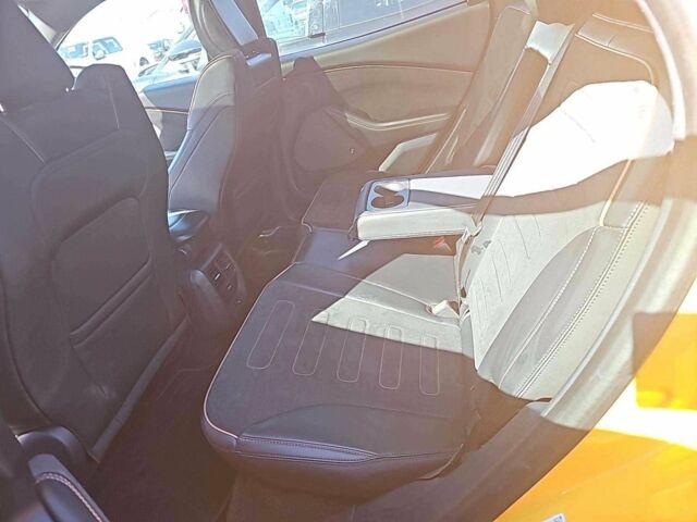 Жовтий Форд Мустанг, об'ємом двигуна 0 л та пробігом 50 тис. км за 18000 $, фото 7 на Automoto.ua