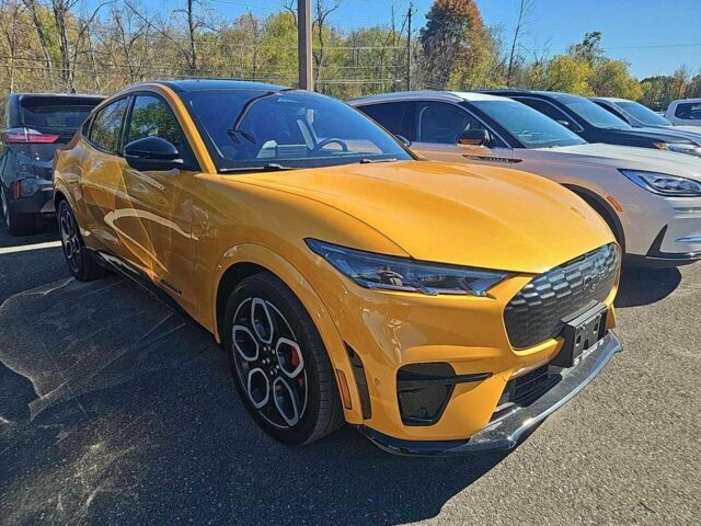 Жовтий Форд Мустанг, об'ємом двигуна 0 л та пробігом 50 тис. км за 18000 $, фото 1 на Automoto.ua