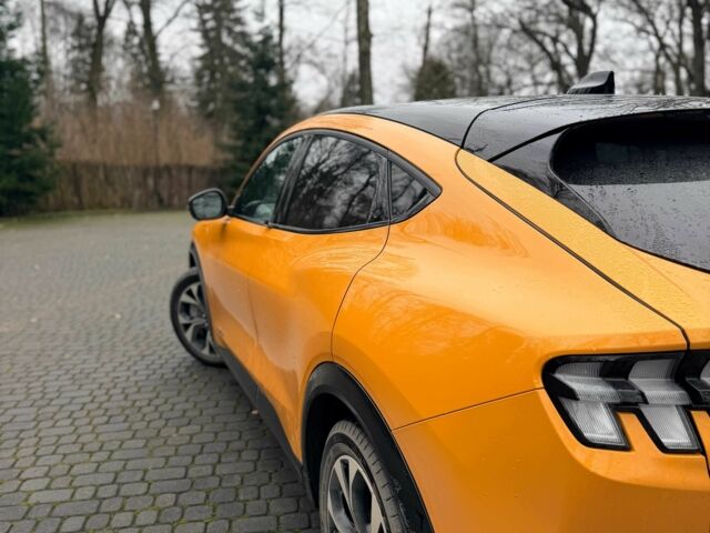 Жовтий Форд Мустанг, об'ємом двигуна 0 л та пробігом 37 тис. км за 28900 $, фото 4 на Automoto.ua