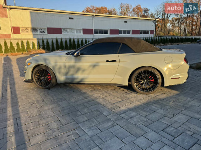 Сірий Форд Мустанг, об'ємом двигуна 3.73 л та пробігом 156 тис. км за 16000 $, фото 2 на Automoto.ua