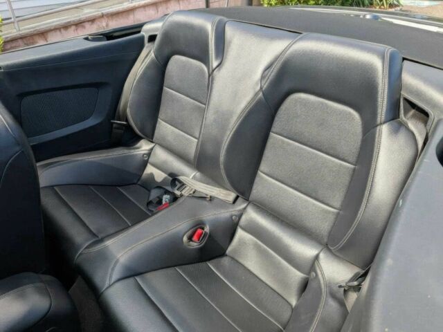 Форд Мустанг 2015 в Черкассах на Automoto.ua Серый Форд Мустанг, объемом двигателя 2.3 л и пробегом 78 тыс. км за 3100 $, фото 11 на Automoto.ua