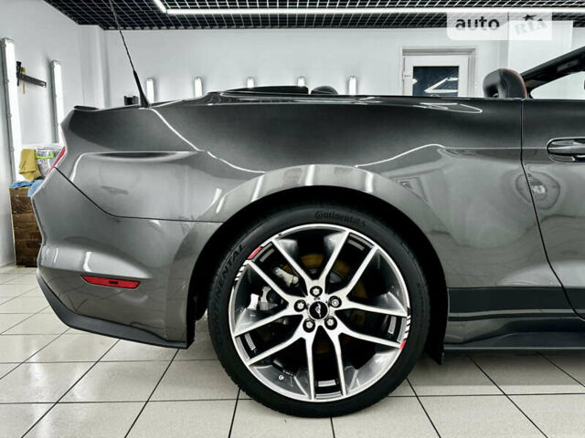Сірий Форд Мустанг, об'ємом двигуна 5 л та пробігом 155 тис. км за 26500 $, фото 48 на Automoto.ua