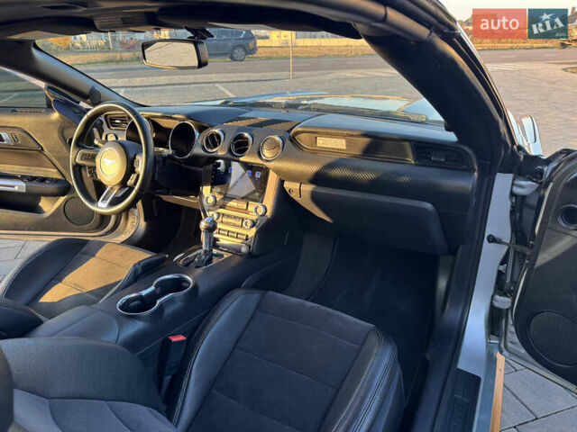 Сірий Форд Мустанг, об'ємом двигуна 3.73 л та пробігом 156 тис. км за 16000 $, фото 10 на Automoto.ua