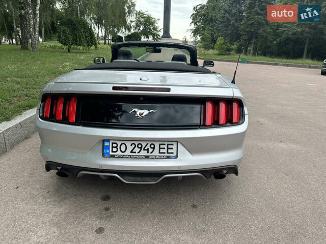 Сірий Форд Мустанг, об'ємом двигуна 2.26 л та пробігом 193 тис. км за 14000 $, фото 4 на Automoto.ua