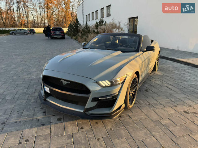 Сірий Форд Мустанг, об'ємом двигуна 3.73 л та пробігом 156 тис. км за 16000 $, фото 19 на Automoto.ua