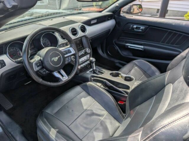 Форд Мустанг 2015 в Черкассах на Automoto.ua Серый Форд Мустанг, объемом двигателя 2.3 л и пробегом 78 тыс. км за 3100 $, фото 9 на Automoto.ua