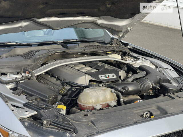 Серый Форд Мустанг, объемом двигателя 5 л и пробегом 67 тыс. км за 32000 $, фото 49 на Automoto.ua