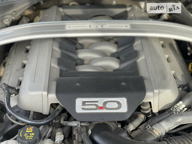 Сірий Форд Мустанг, об'ємом двигуна 5 л та пробігом 67 тис. км за 32000 $, фото 48 на Automoto.ua