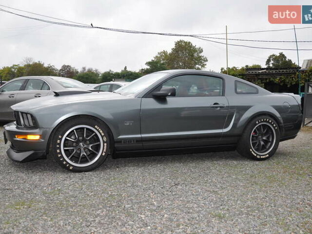 Серый Форд Мустанг, объемом двигателя 4.61 л и пробегом 115 тыс. км за 13000 $, фото 15 на Automoto.ua