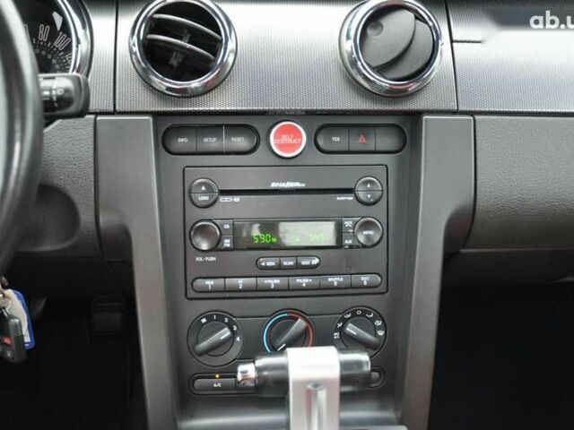 Сірий Форд Мустанг, об'ємом двигуна 4.6 л та пробігом 115 тис. км за 13000 $, фото 19 на Automoto.ua