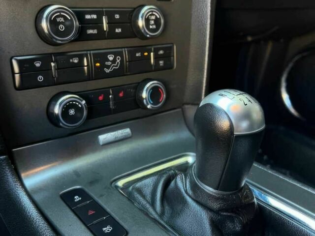 Форд Мустанг 2014 в Кривом Роге на Automoto.ua Серый Форд Мустанг, объемом двигателя 5 л и пробегом 90 тыс. км за 7700 $, фото 8 на Automoto.ua