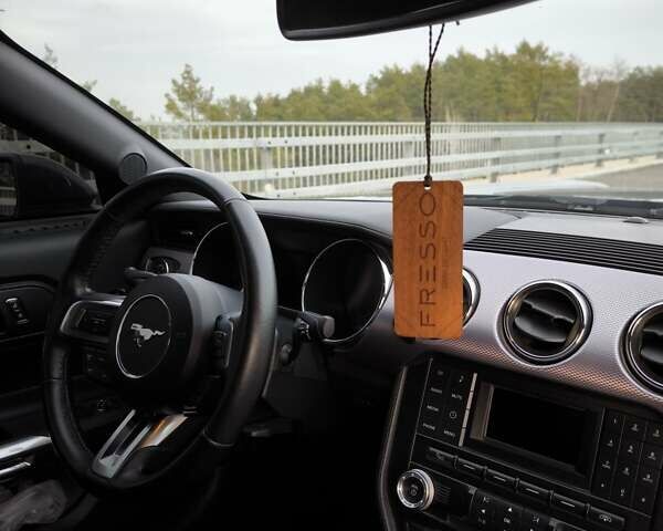 Сірий Форд Мустанг, об'ємом двигуна 2.26 л та пробігом 82 тис. км за 17000 $, фото 10 на Automoto.ua