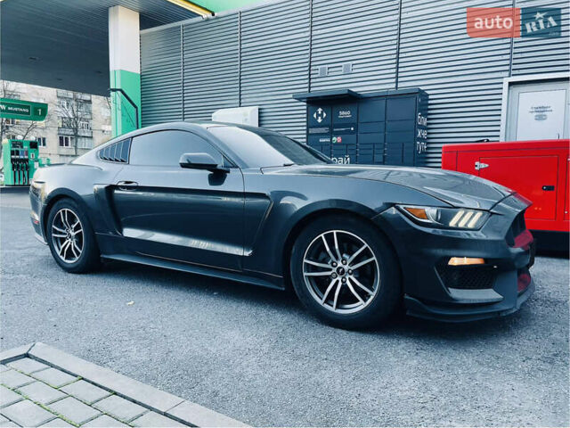 Сірий Форд Мустанг, об'ємом двигуна 2.26 л та пробігом 151 тис. км за 15200 $, фото 35 на Automoto.ua