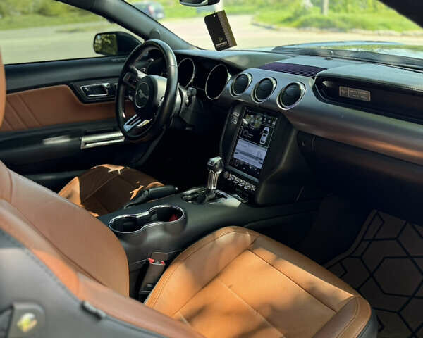 Сірий Форд Мустанг, об'ємом двигуна 2.3 л та пробігом 125 тис. км за 13999 $, фото 26 на Automoto.ua