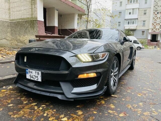 Серый Форд Мустанг, объемом двигателя 2.26 л и пробегом 145 тыс. км за 14800 $, фото 19 на Automoto.ua