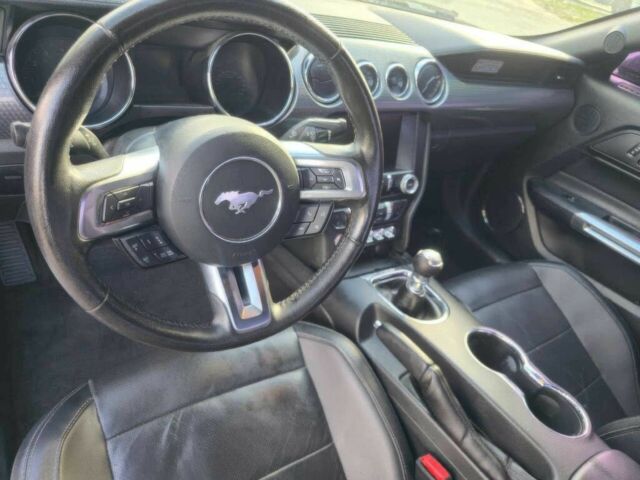 Сірий Форд Мустанг, об'ємом двигуна 5 л та пробігом 72 тис. км за 9900 $, фото 9 на Automoto.ua