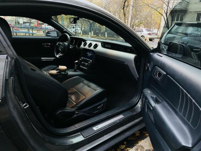 Серый Форд Мустанг, объемом двигателя 2.26 л и пробегом 145 тыс. км за 15200 $, фото 22 на Automoto.ua