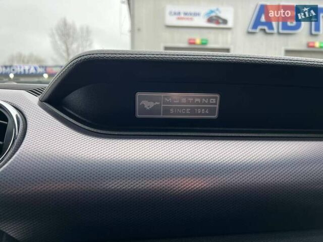 Сірий Форд Мустанг, об'ємом двигуна 2.26 л та пробігом 77 тис. км за 14000 $, фото 12 на Automoto.ua