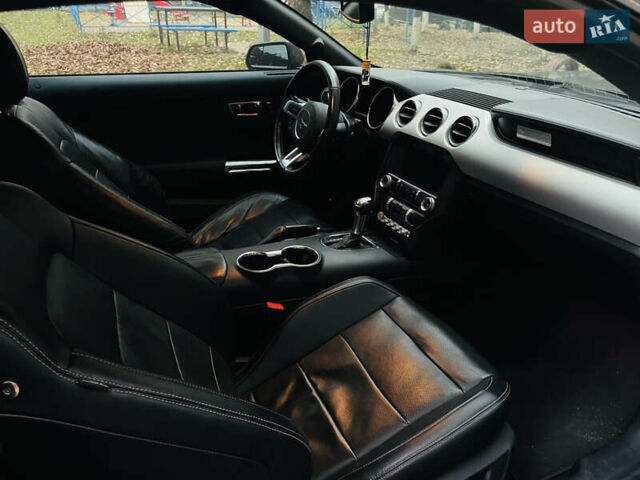 Сірий Форд Мустанг, об'ємом двигуна 2.26 л та пробігом 151 тис. км за 15200 $, фото 29 на Automoto.ua