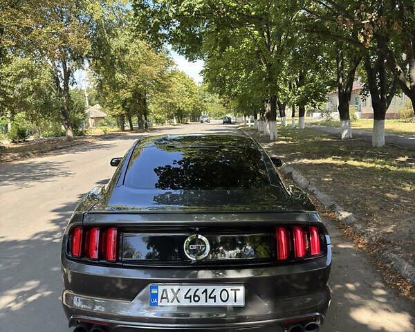 Серый Форд Мустанг, объемом двигателя 2.26 л и пробегом 166 тыс. км за 13500 $, фото 8 на Automoto.ua