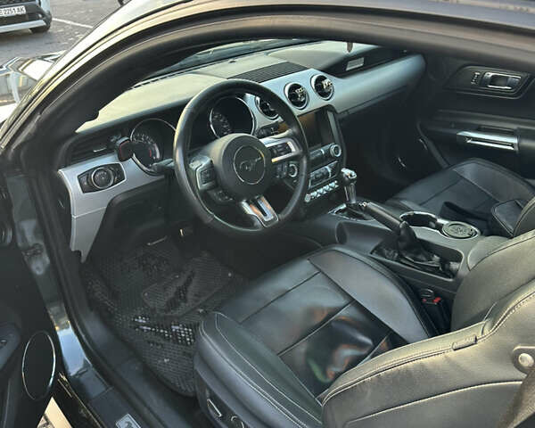 Серый Форд Мустанг, объемом двигателя 2.26 л и пробегом 151 тыс. км за 15000 $, фото 10 на Automoto.ua