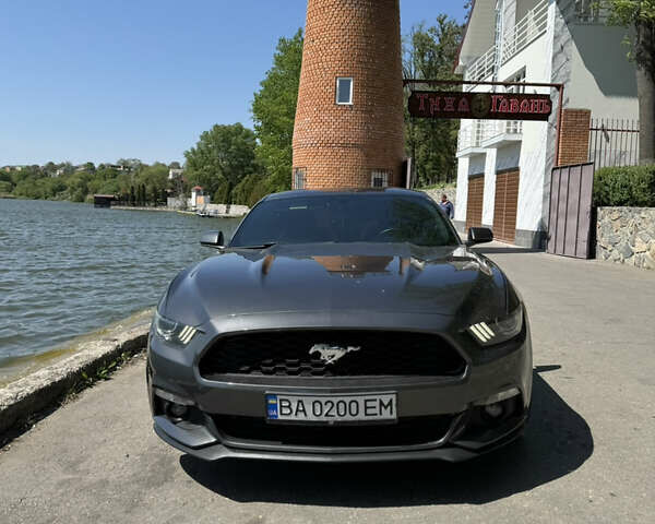 Сірий Форд Мустанг, об'ємом двигуна 2.3 л та пробігом 125 тис. км за 13999 $, фото 1 на Automoto.ua