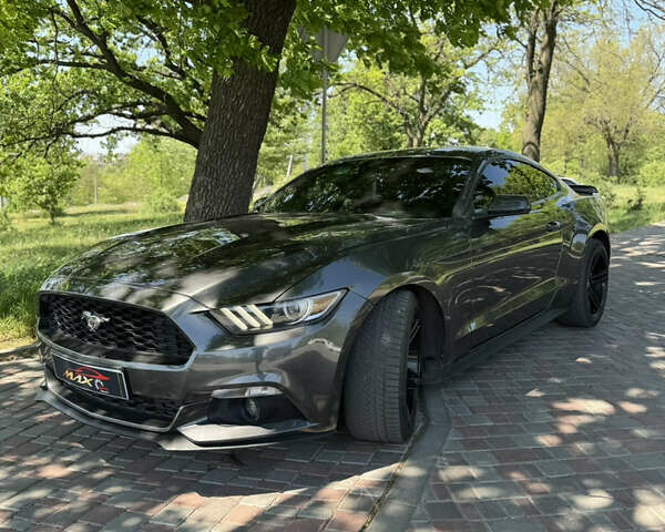 Сірий Форд Мустанг, об'ємом двигуна 2.3 л та пробігом 125 тис. км за 13300 $, фото 13 на Automoto.ua
