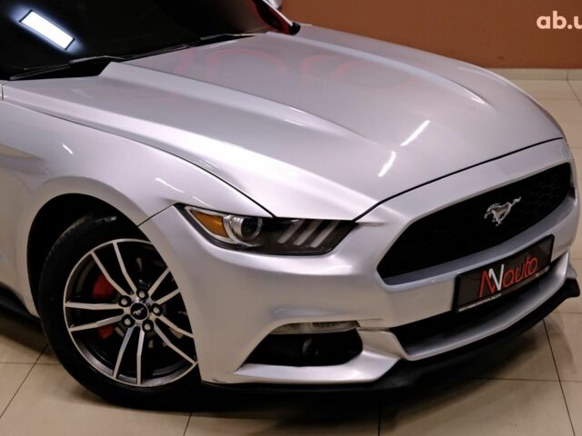 Серый Форд Мустанг, объемом двигателя 2.3 л и пробегом 91 тыс. км за 13900 $, фото 2 на Automoto.ua