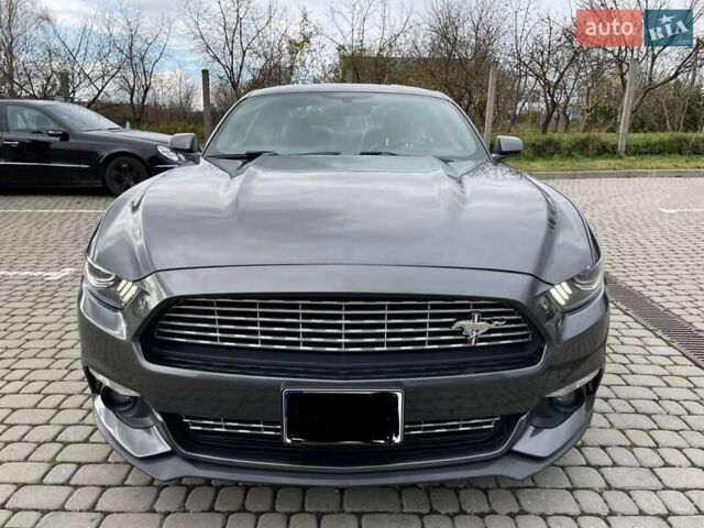 Серый Форд Мустанг, объемом двигателя 2.26 л и пробегом 98 тыс. км за 16700 $, фото 5 на Automoto.ua