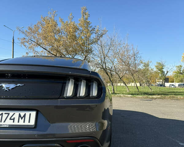 Форд Мустанг 2016 в Николаеве на Automoto.ua Серый Форд Мустанг, объемом двигателя 2.3 л и пробегом 99 тыс. км за 15000 $, фото 7 на Automoto.ua