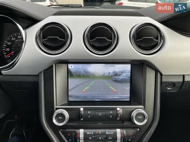 Серый Форд Мустанг, объемом двигателя 2.26 л и пробегом 98 тыс. км за 16700 $, фото 50 на Automoto.ua