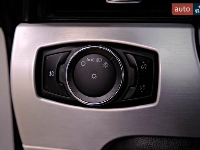 Серый Форд Мустанг, объемом двигателя 2.3 л и пробегом 91 тыс. км за 13900 $, фото 24 на Automoto.ua