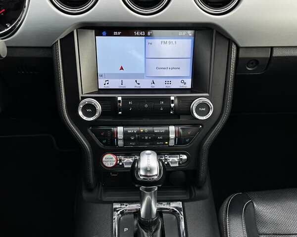 Серый Форд Мустанг, объемом двигателя 2.26 л и пробегом 98 тыс. км за 16700 $, фото 55 на Automoto.ua