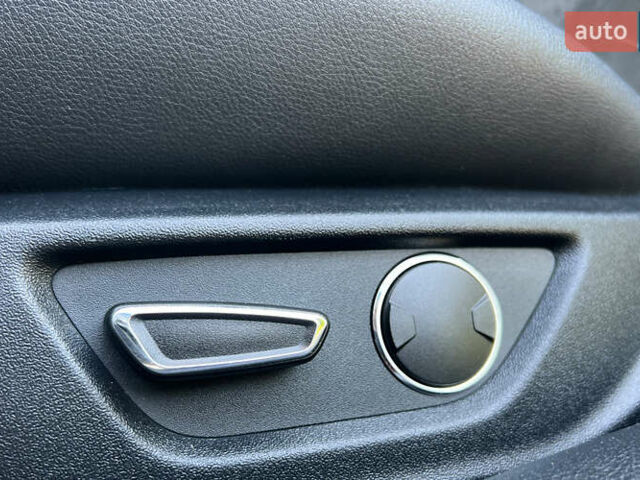 Серый Форд Мустанг, объемом двигателя 2.3 л и пробегом 91 тыс. км за 16999 $, фото 12 на Automoto.ua